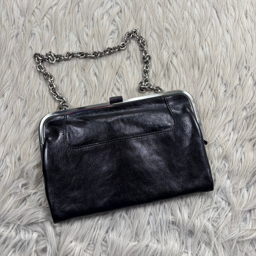 Clarks Black Leather Kiss Lock Clutch Purse Classic Basic